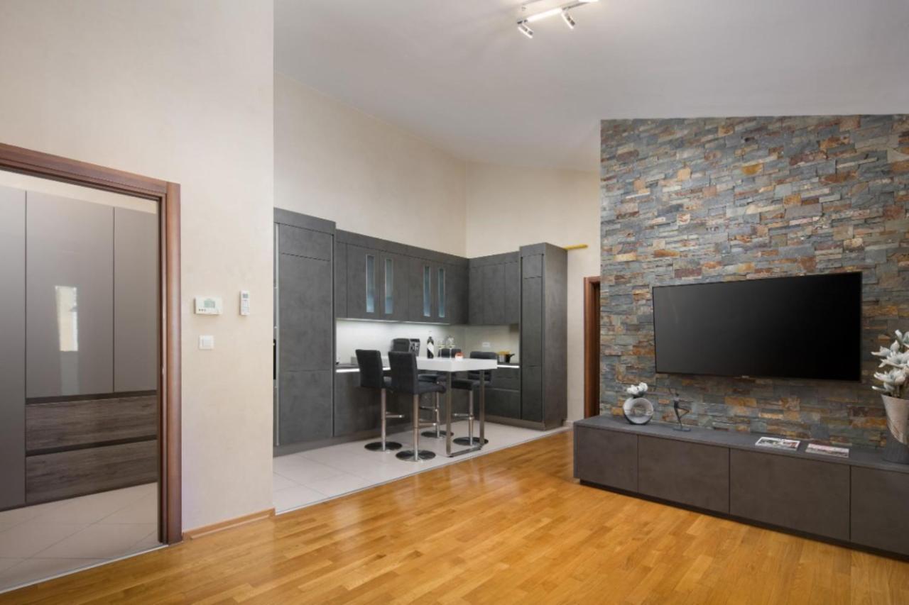 Apartment Leonardo 普拉 外观 照片